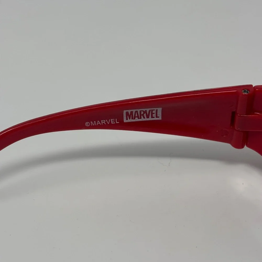 Marvel Spider Man Sunglasses Kids Red Web‎ Graphic Blue Tinted Lenses Superhero